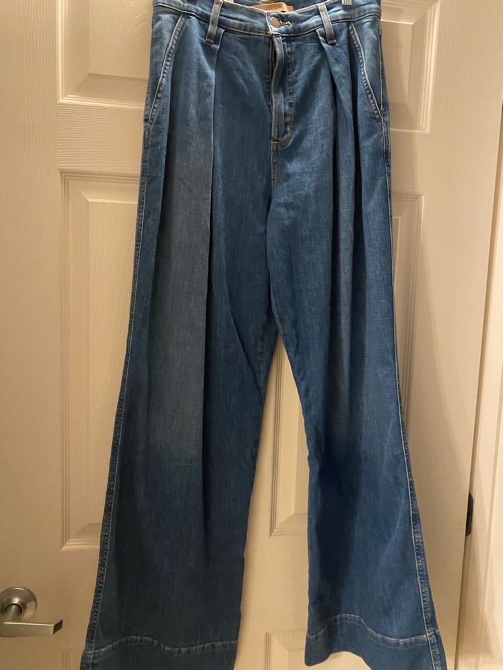 NWT Joe's Jeans Pleated Denim Trouser